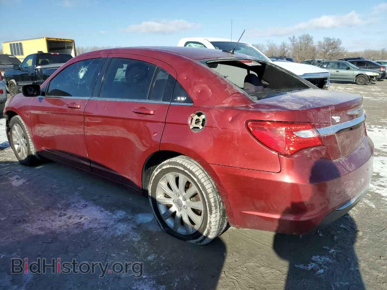 2013 CHRYSLER 200 - VIN: 1C3CCBBB1DN549850 - Фото 2