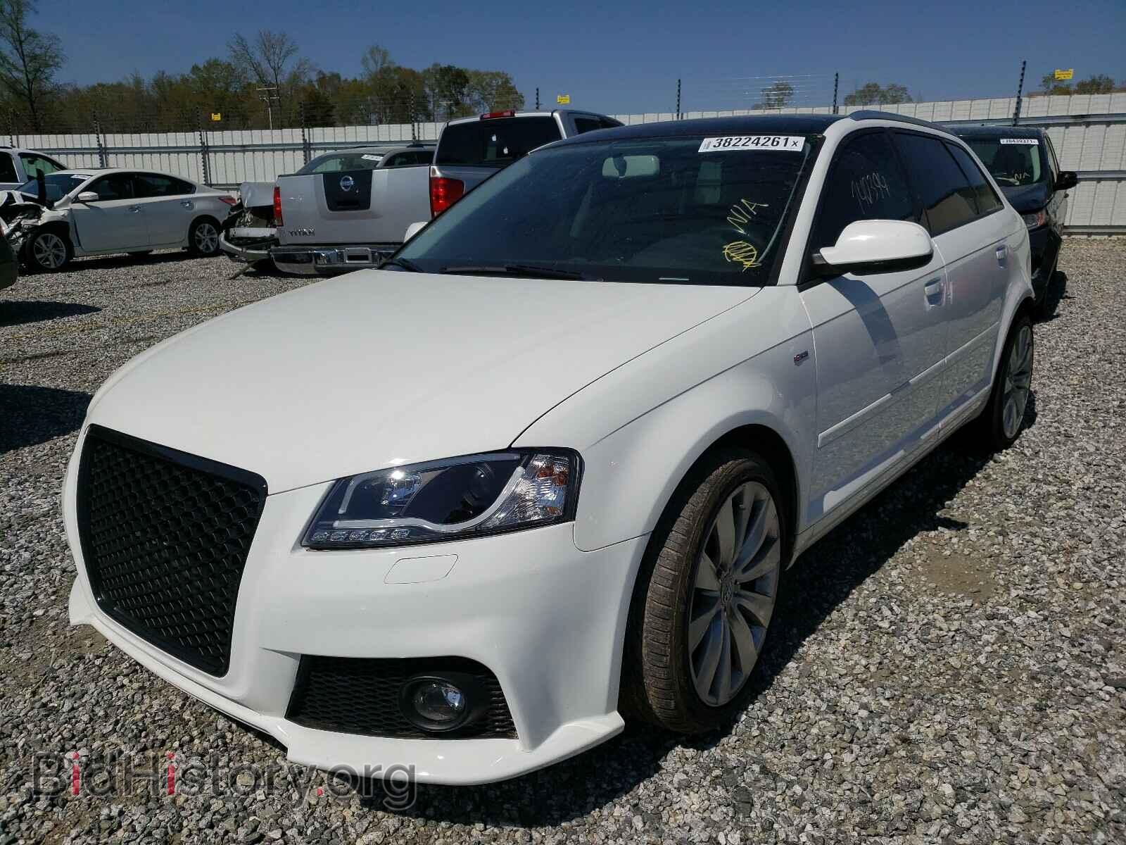 2012 AUDI A3 - VIN: WAUBJAFM8CA094131 - Photo 2
