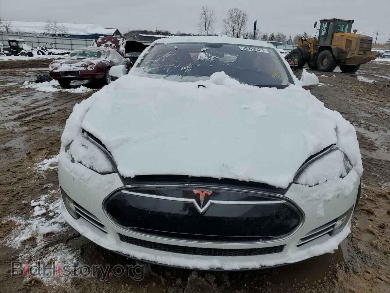 2014 TESLA MODEL S - VIN: 5YJSA1H13EFP35606 - Фото 5