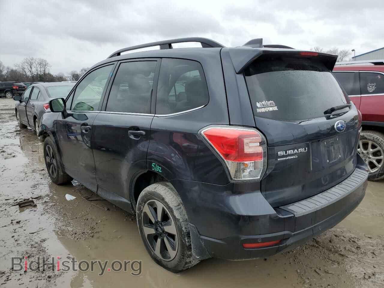 2017 SUBARU FORESTER - VIN: JF2SJARC8HH552594 - Фото 2