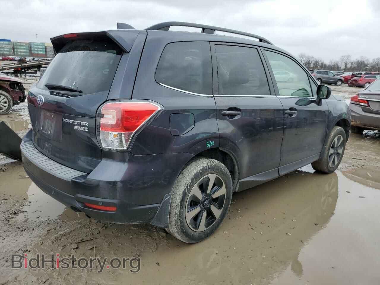 2017 SUBARU FORESTER - VIN: JF2SJARC8HH552594 - Фото 3