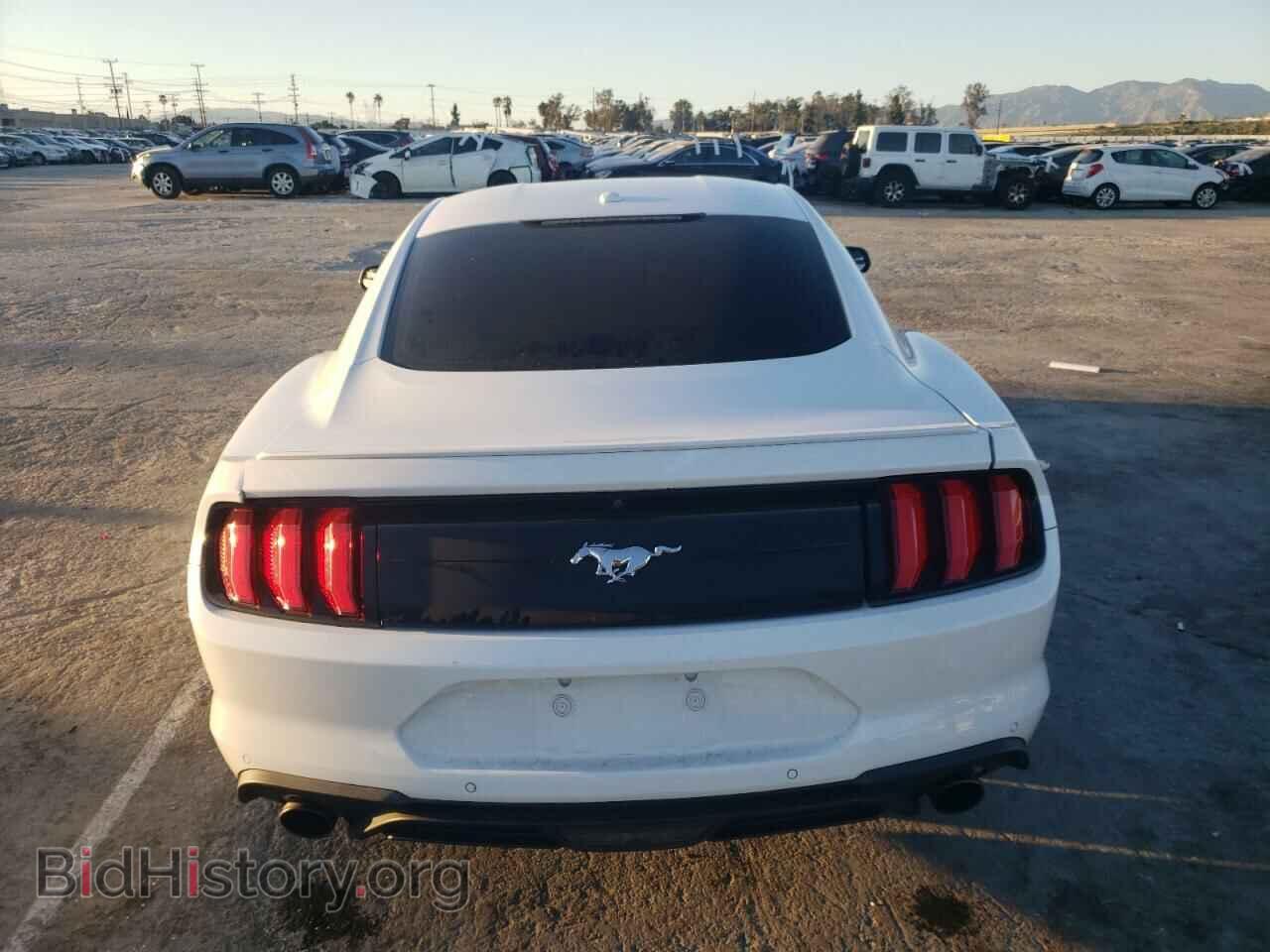 2018 FORD MUSTANG - VIN: 1FA6P8TH4J5133800 - Фото 6