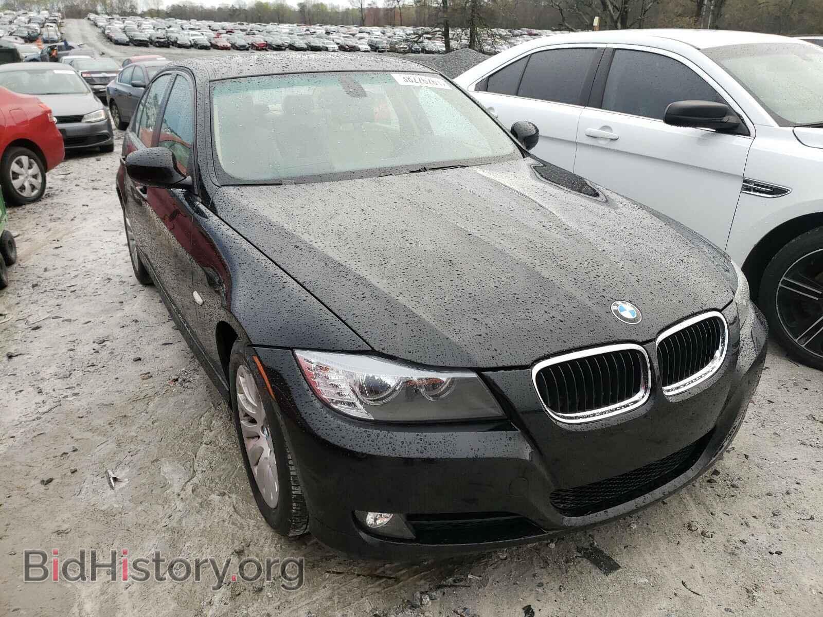 Фотография WBAPH77519NL84255 - BMW 3 SERIES 2009