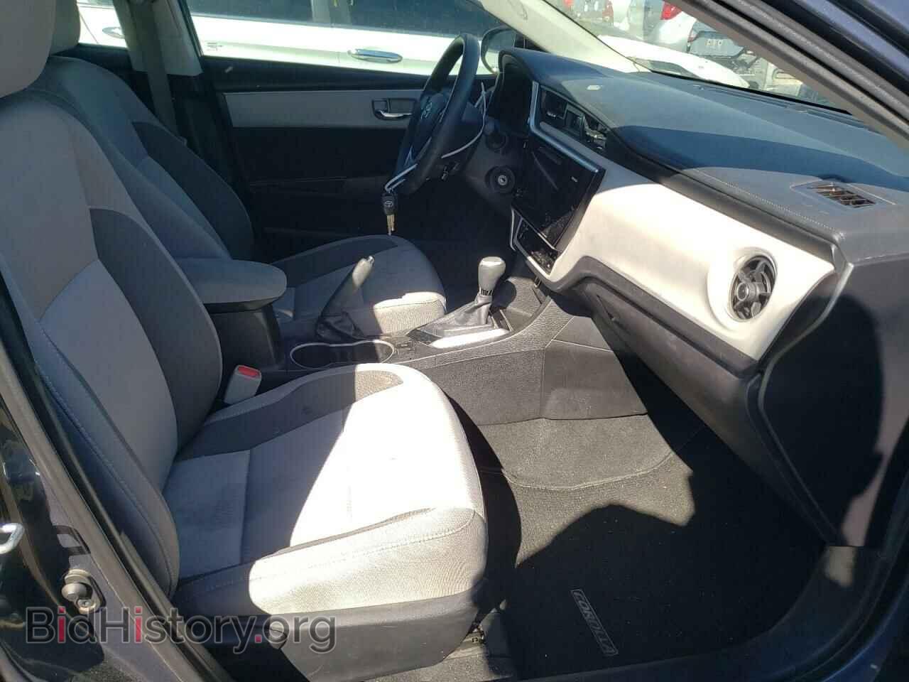 2017 TOYOTA COROLLA - VIN: 5YFBURHE3HP630713 - Фото 5