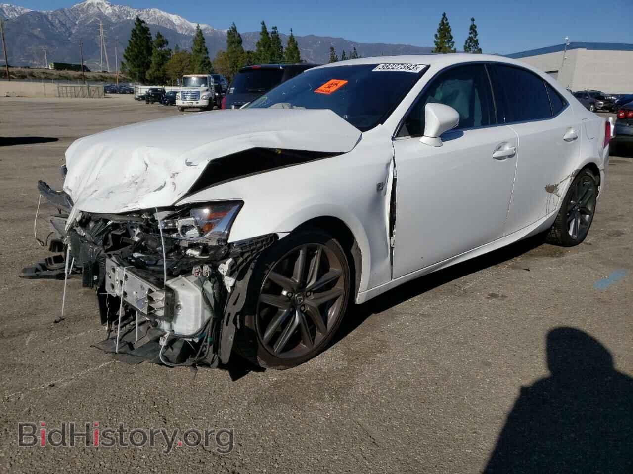 Photo JTHBA1D2XJ5071507 - LEXUS IS 2018