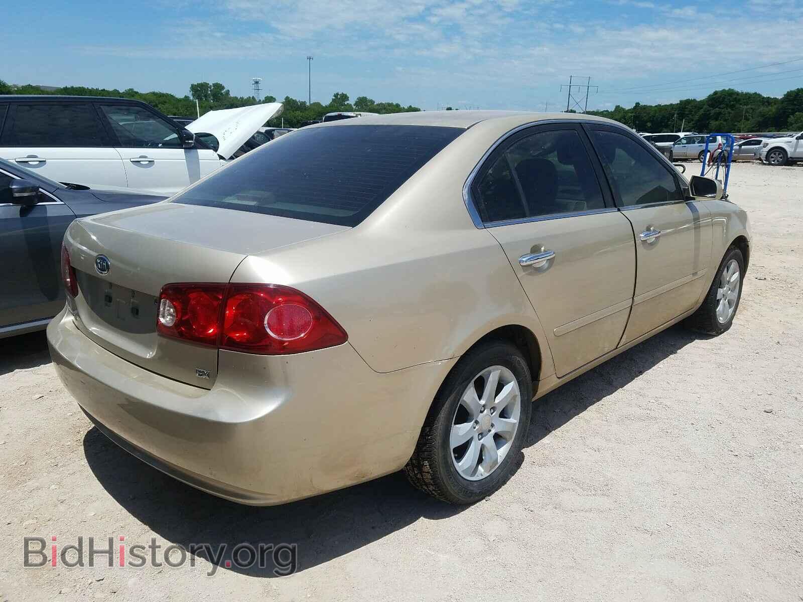 2006 KIA OPTIMA - VIN: KNAGE123165046653 - Фото 4
