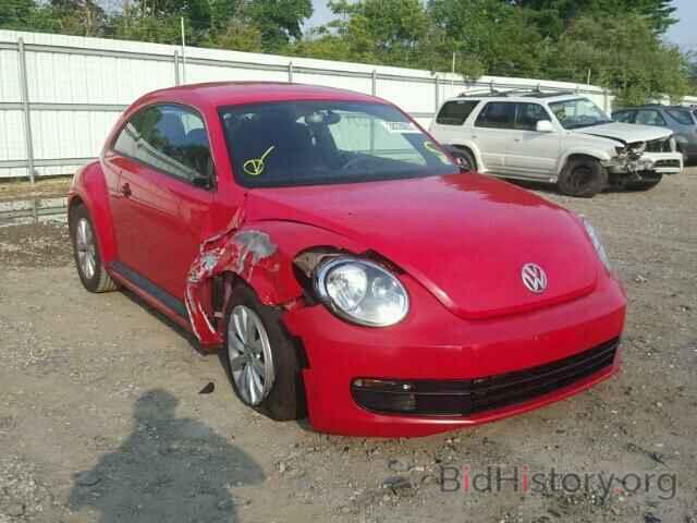 Photo 3VWFP7AT8EM620118 - VOLKSWAGEN BEETLE 2014