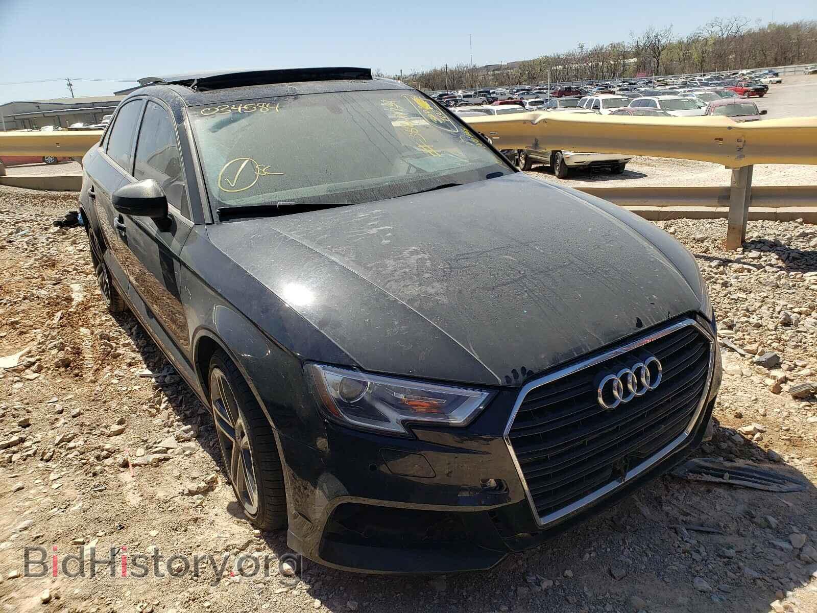 Photo WAUAUGFF0H1034584 - AUDI A3 2017