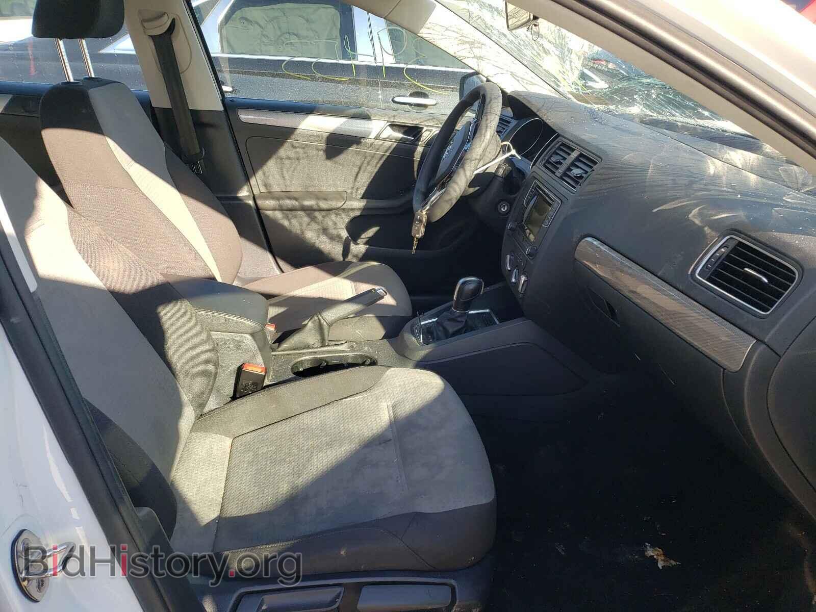 2017 VOLKSWAGEN JETTA - VIN: 3VW2B7AJ3HM369945 - Фото 5