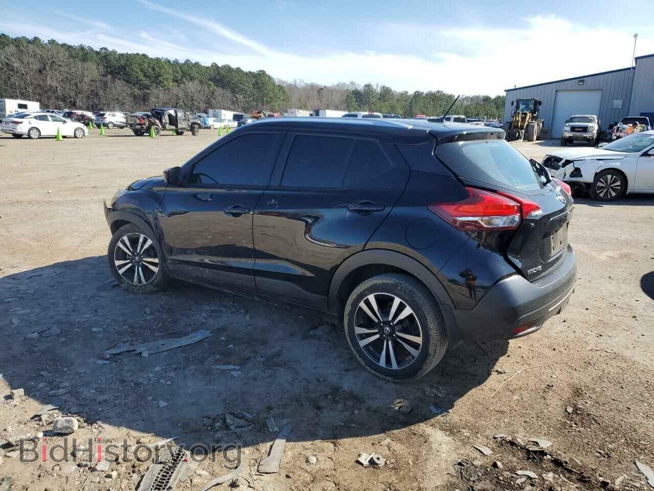 2019 NISSAN KICKS - VIN: 3N1CP5CU3KL510095 - Фото 2