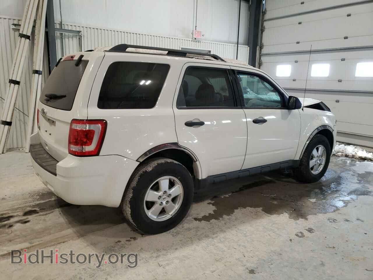 2011 FORD ESCAPE - VIN: 1FMCU9D73BKC11712 - Фото 3