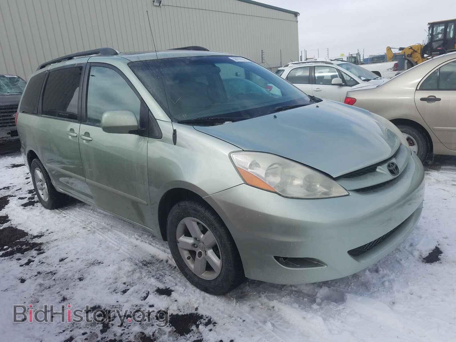 Фотография 5TDBK22C28S010141 - TOYOTA SIENNA 2008