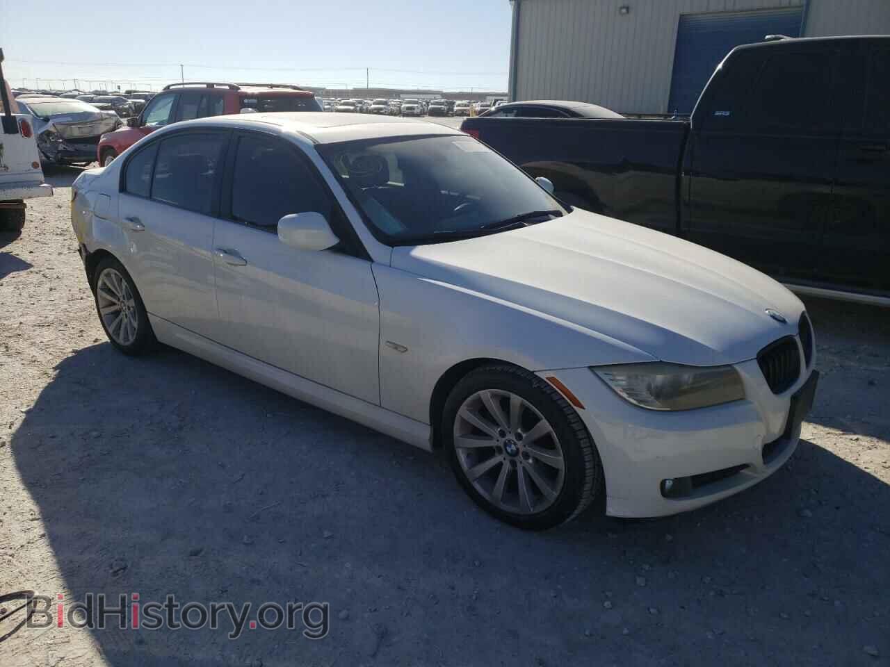2011 BMW 3 SERIES - VIN: WBAPH5G56BNM83518 - Фото 4