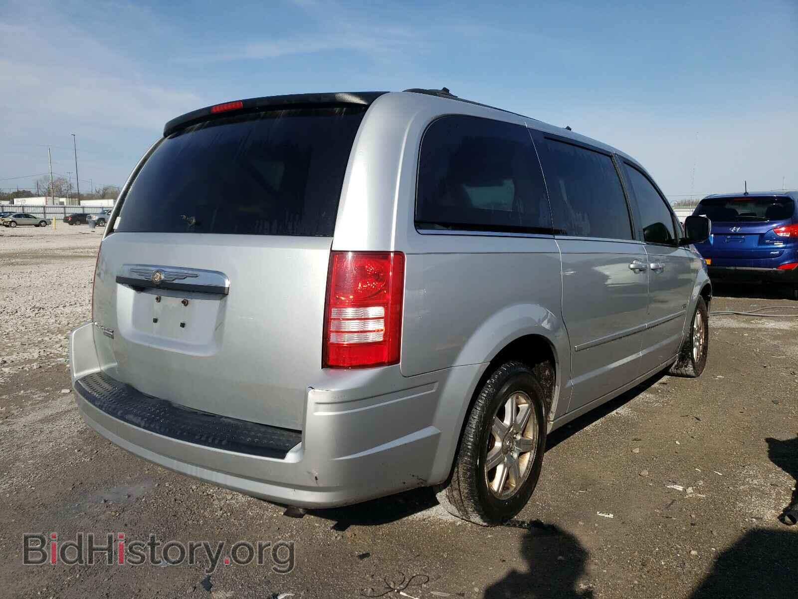 2008 CHRYSLER MINIVAN - VIN: 2A8HR54P78R741012 - Фото 4