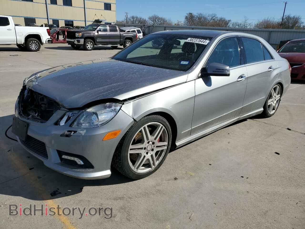 Photo WDDHF9AB5AA223884 - MERCEDES-BENZ E-CLASS 2010