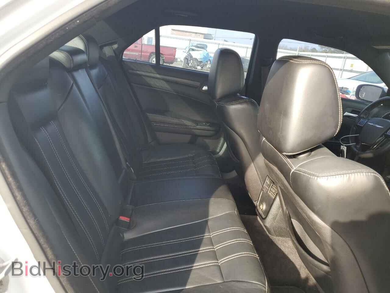 2014 CHRYSLER 300 - VIN: 2C3CCABG5EH285306 - Photo 10