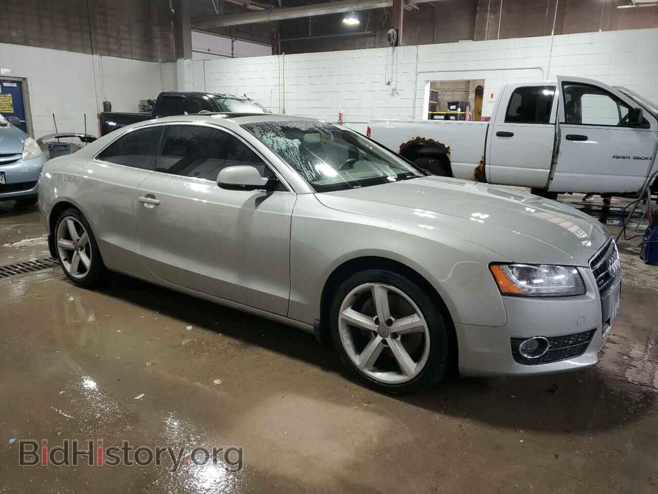 2010 AUDI A5 - VIN: WAULFAFR0AA010995 - Фото 4