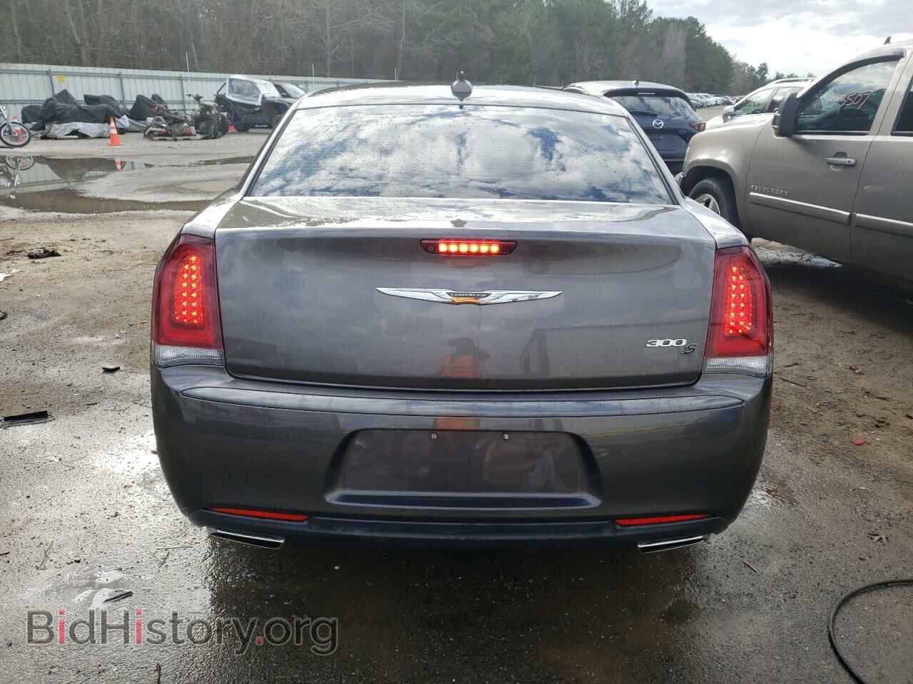 2019 CHRYSLER 300 - VIN: 2C3CCABG5KH637991 - Фото 6