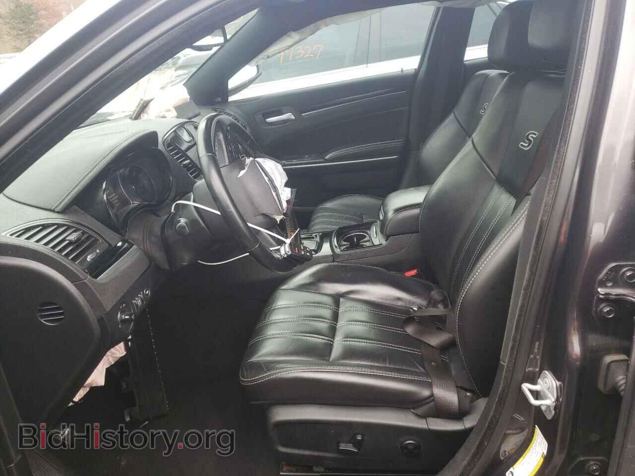 2019 CHRYSLER 300 - VIN: 2C3CCABG5KH637991 - Фото 7