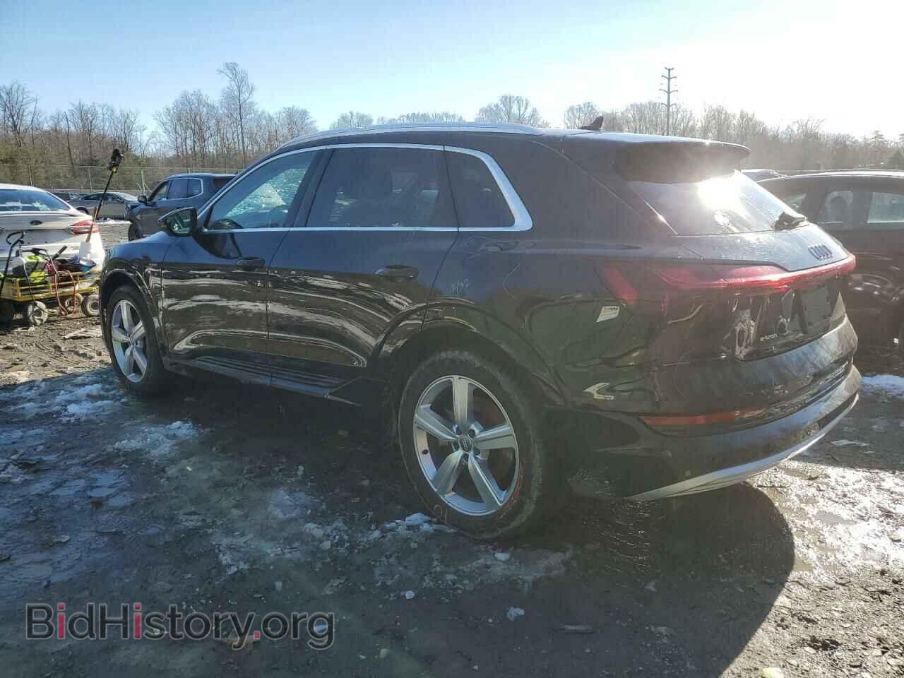 2019 AUDI E-TRON - VIN: WA1LABGE4KB011818 - Photo 2