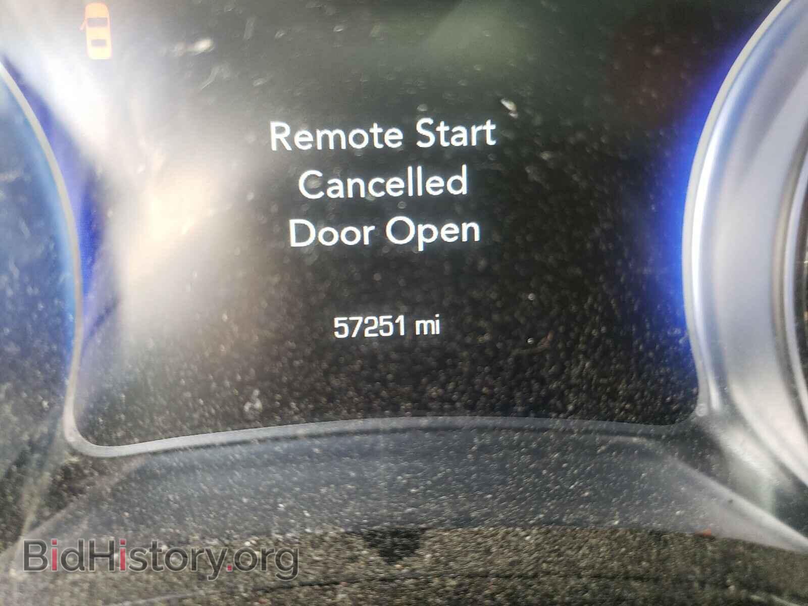 2016 CHRYSLER 300 - VIN: 2C3CCABG6GH329140 - Фото 8