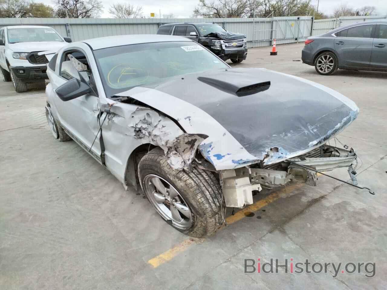 Photo 1ZVFT80N065176227 - FORD MUSTANG 2006
