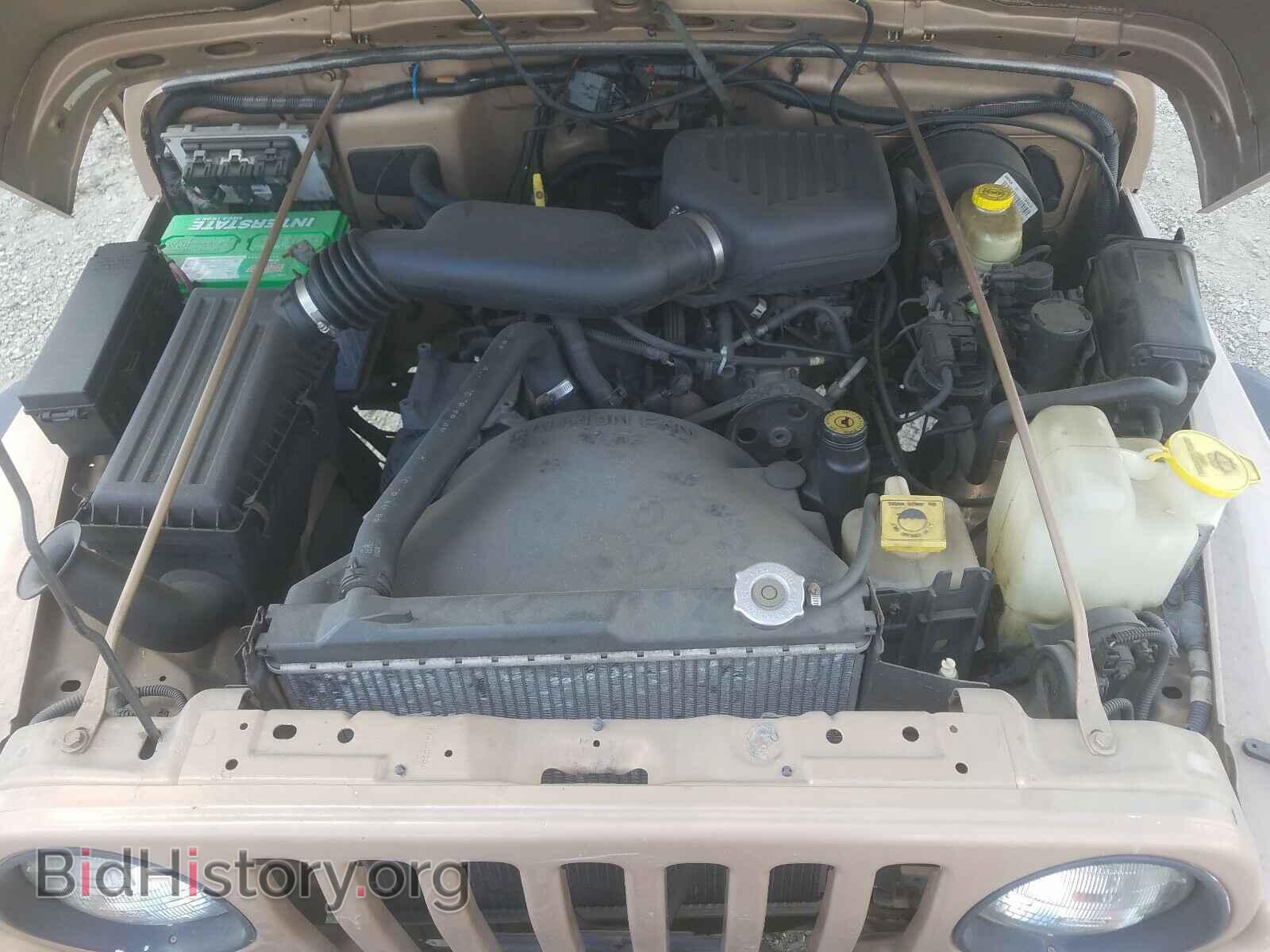 2000 JEEP WRANGLER - VIN: 1J4FA29PXYP740025 - Фото 7