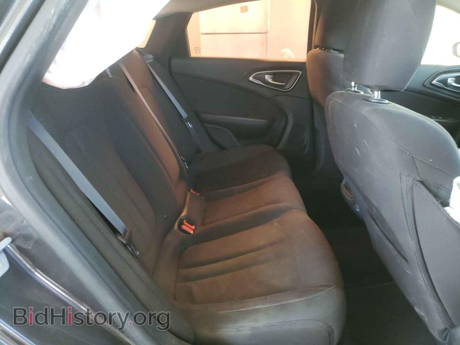 2015 CHRYSLER 200 - VIN: 1C3CCCAB0FN650694 - Фото 6