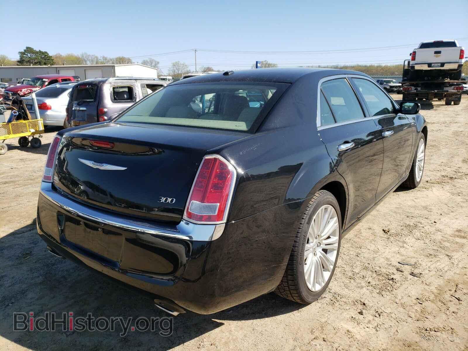 2011 CHRYSLER 300 - VIN: 2C3CA5CG9BH593960 - Фото 4