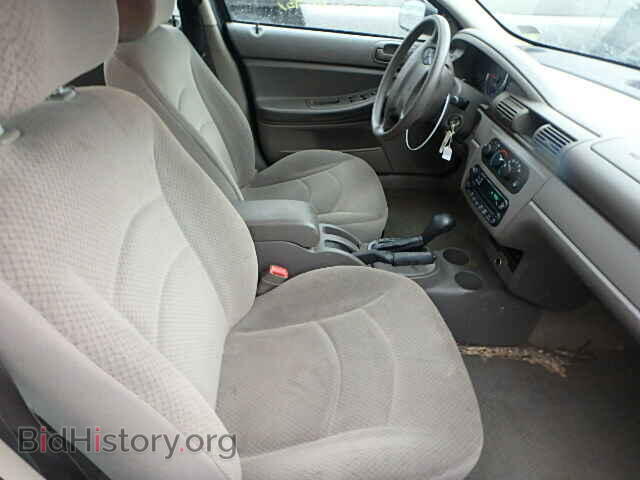 2004 CHRYSLER SEBRING - VIN: 1C3EL46X44N360815 - Фото 5