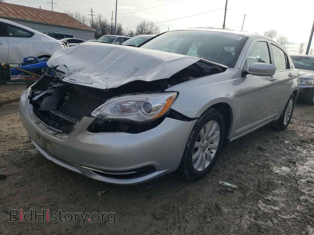 2011 CHRYSLER 200 - VIN: 1C3BC1FB0BN568810 - Фото 2