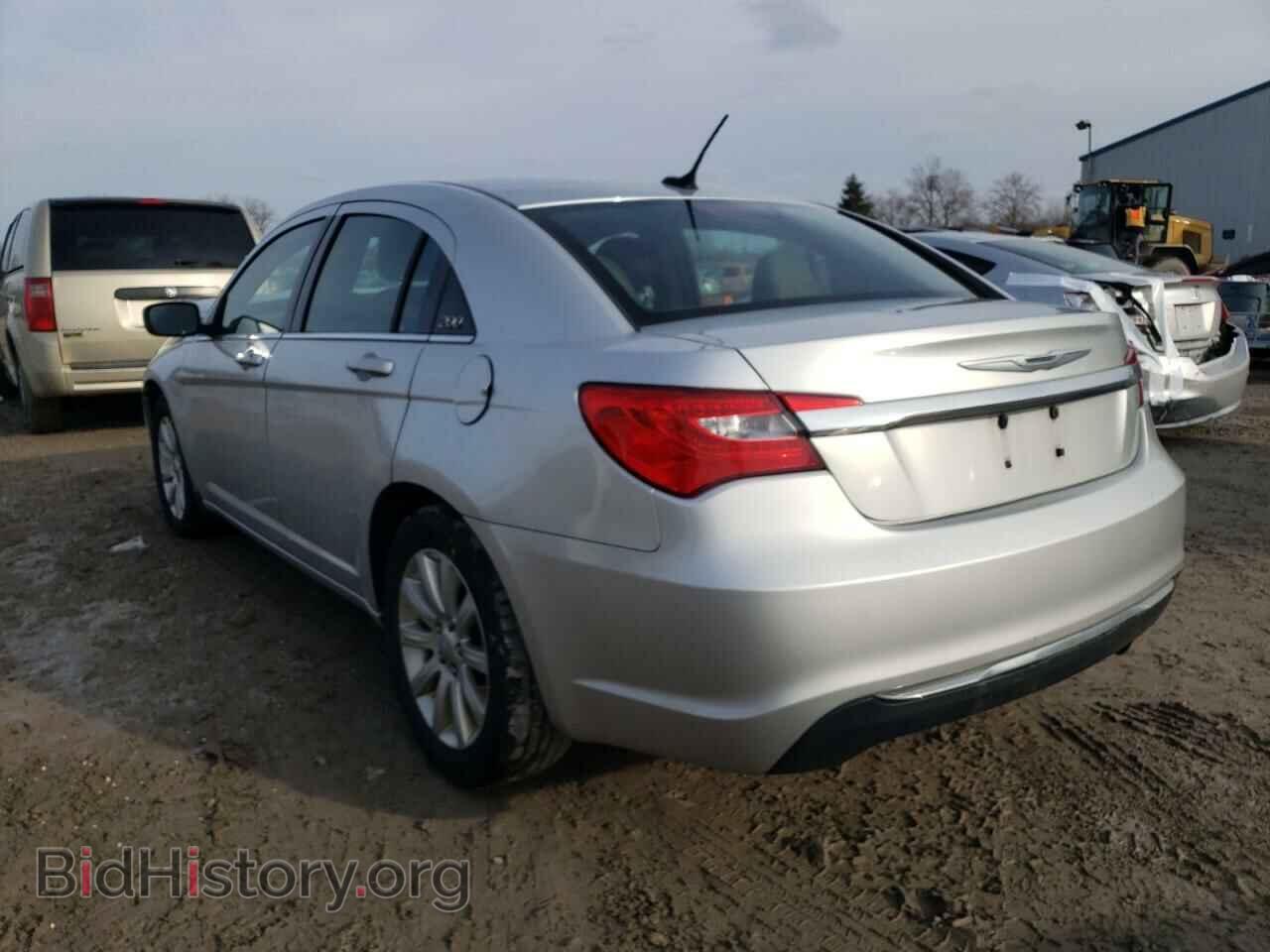 2011 CHRYSLER 200 - VIN: 1C3BC1FB0BN568810 - Фото 3