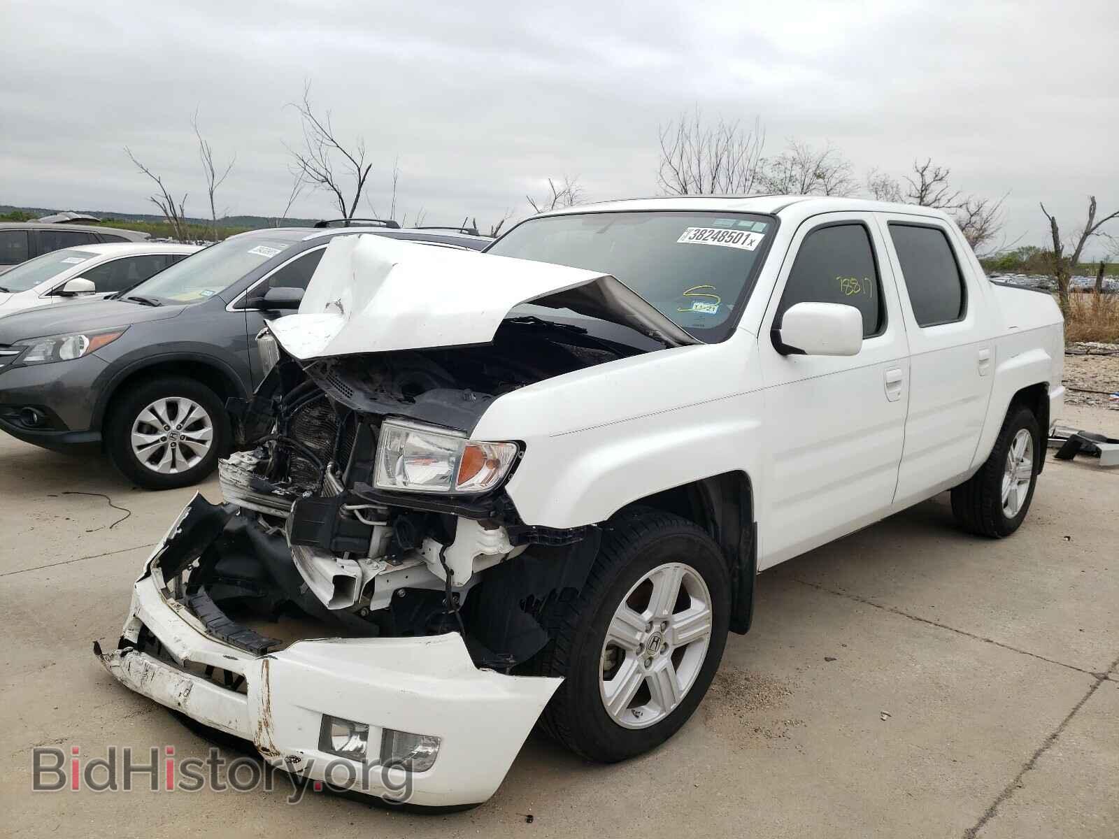 2013 HONDA RIDGELINE - VIN: 5FPYK1F50DB010600 - Фото 2