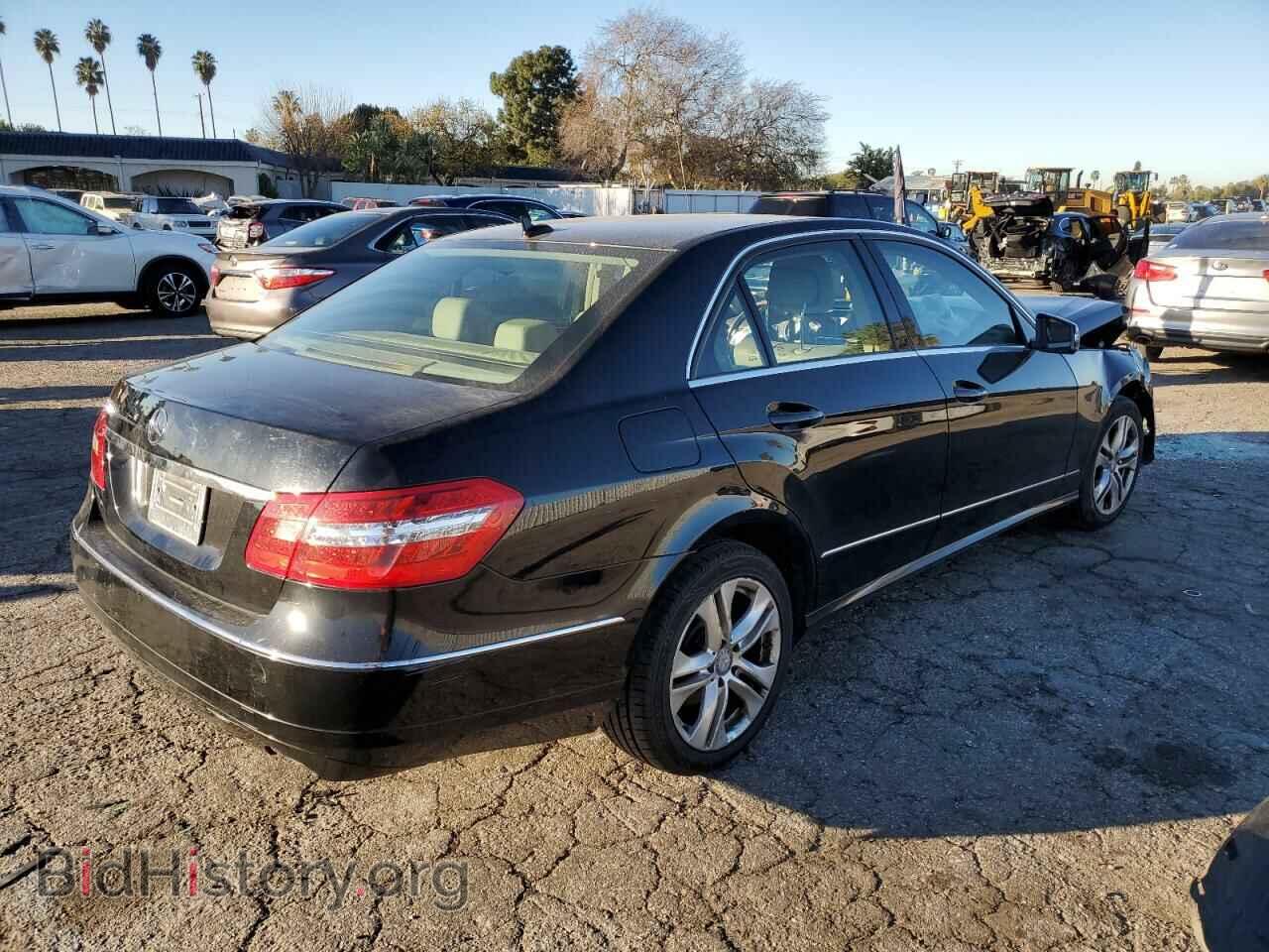 2010 MERCEDES-BENZ E-CLASS - VIN: WDDHF5GB3AA051757 - Фото 3