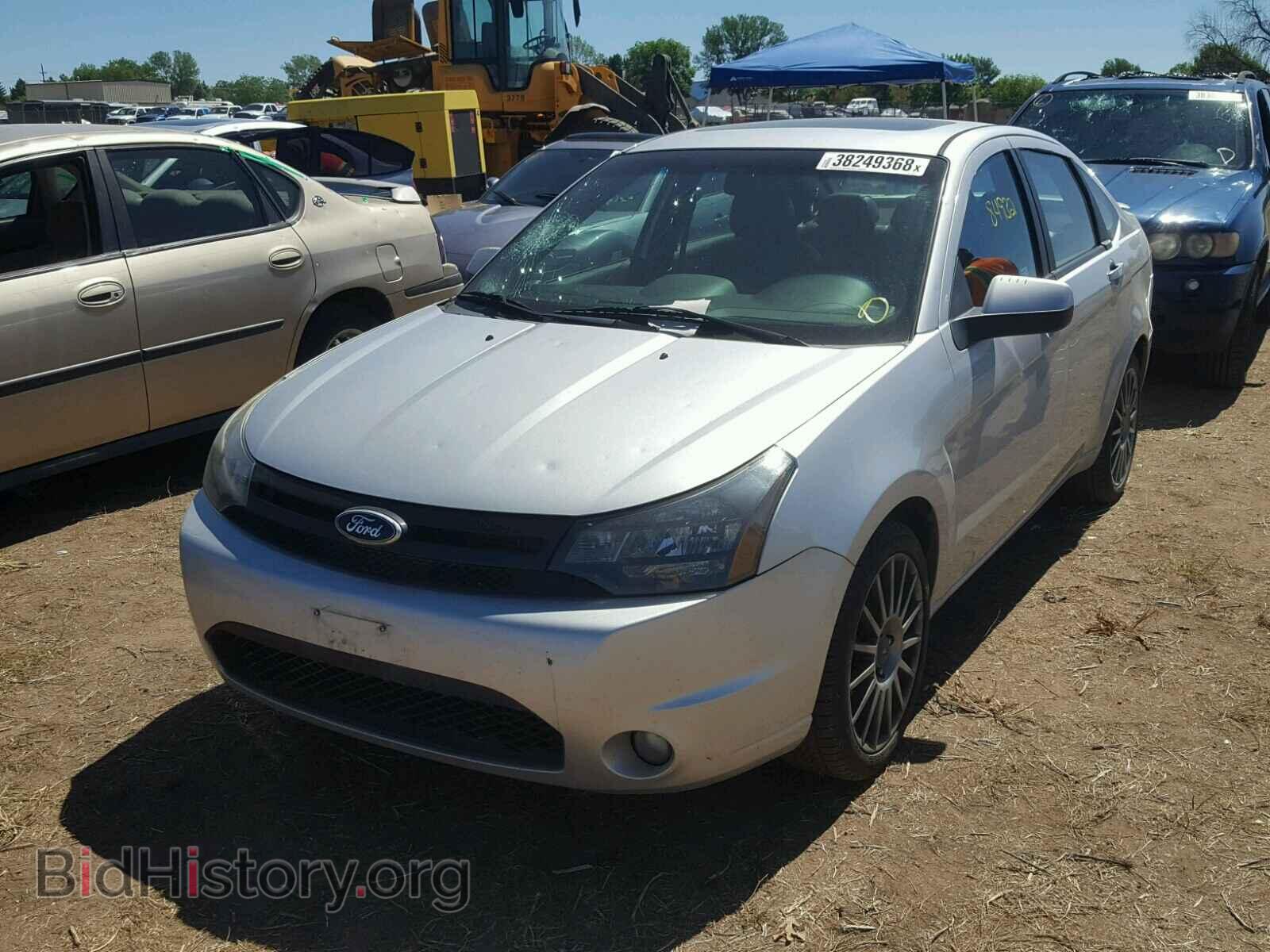 2011 FORD FOCUS - VIN: 1FAHP3GN6BW103320 - Фото 2