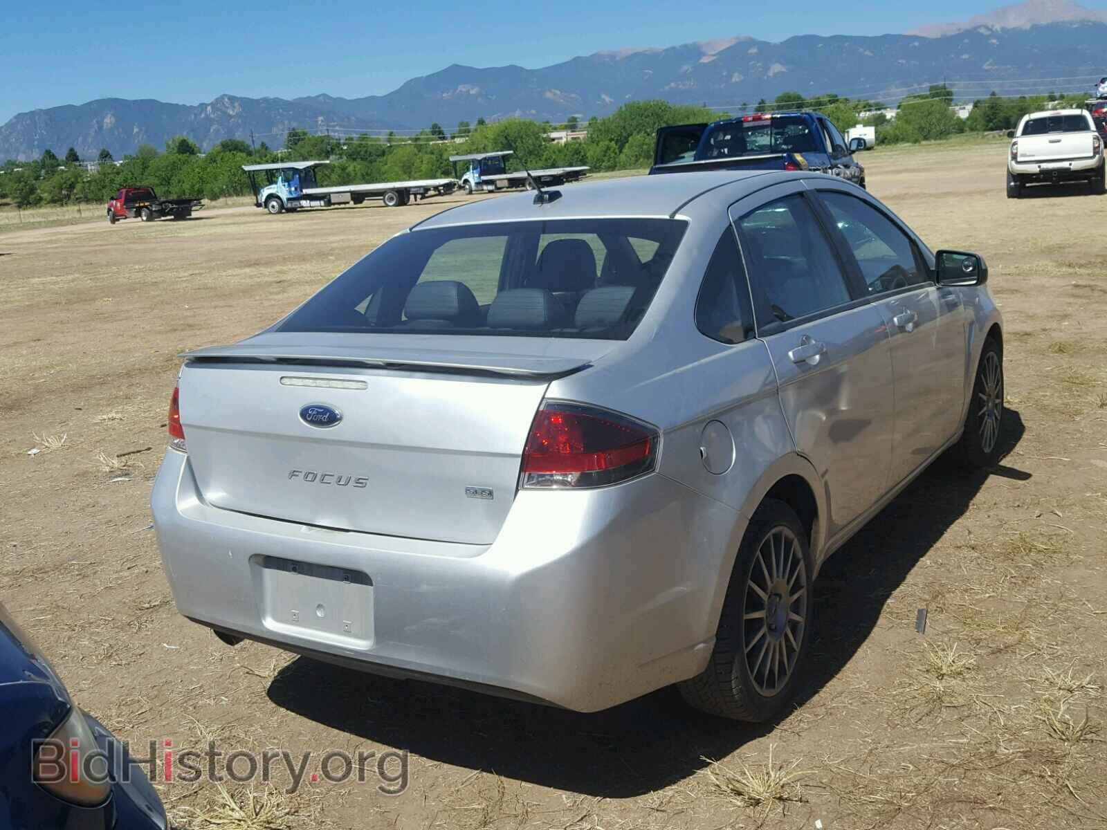 2011 FORD FOCUS - VIN: 1FAHP3GN6BW103320 - Фото 4