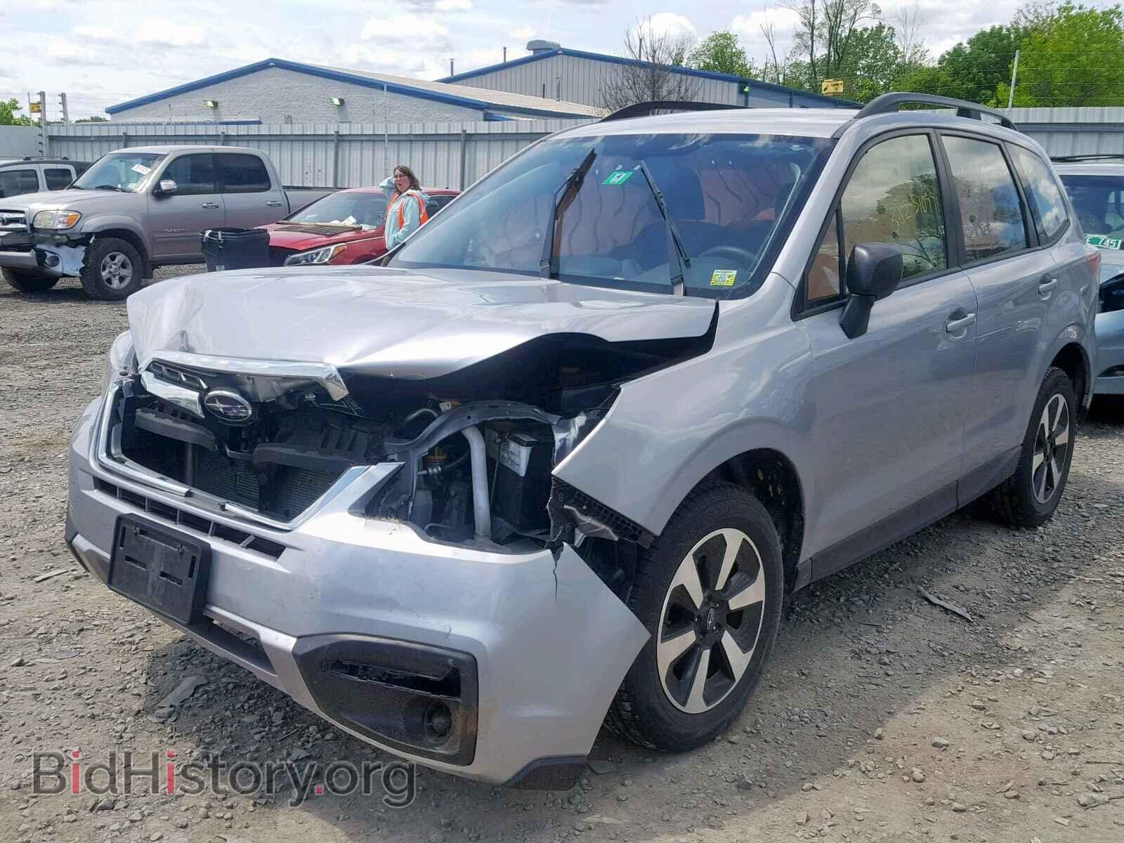 2017 SUBARU FORESTER - VIN: JF2SJABC2HH553203 - Фото 2