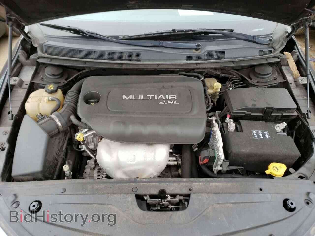 2015 CHRYSLER 200 - VIN: 1C3CCCAB9FN663122 - Фото 11