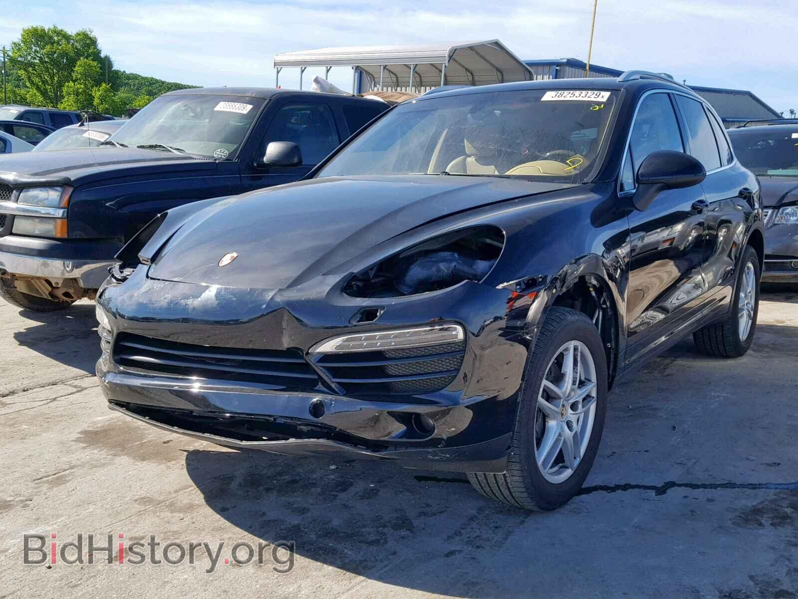 2011 PORSCHE CAYENNE - VIN: WP1AA2A20BLA00304 - Photo 2
