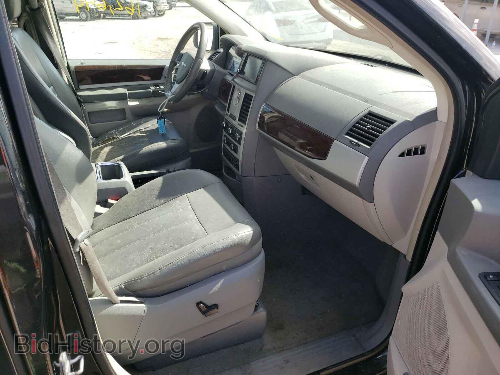 2010 CHRYSLER MINIVAN - VIN: 2A4RR5D18AR461123 - Фото 5
