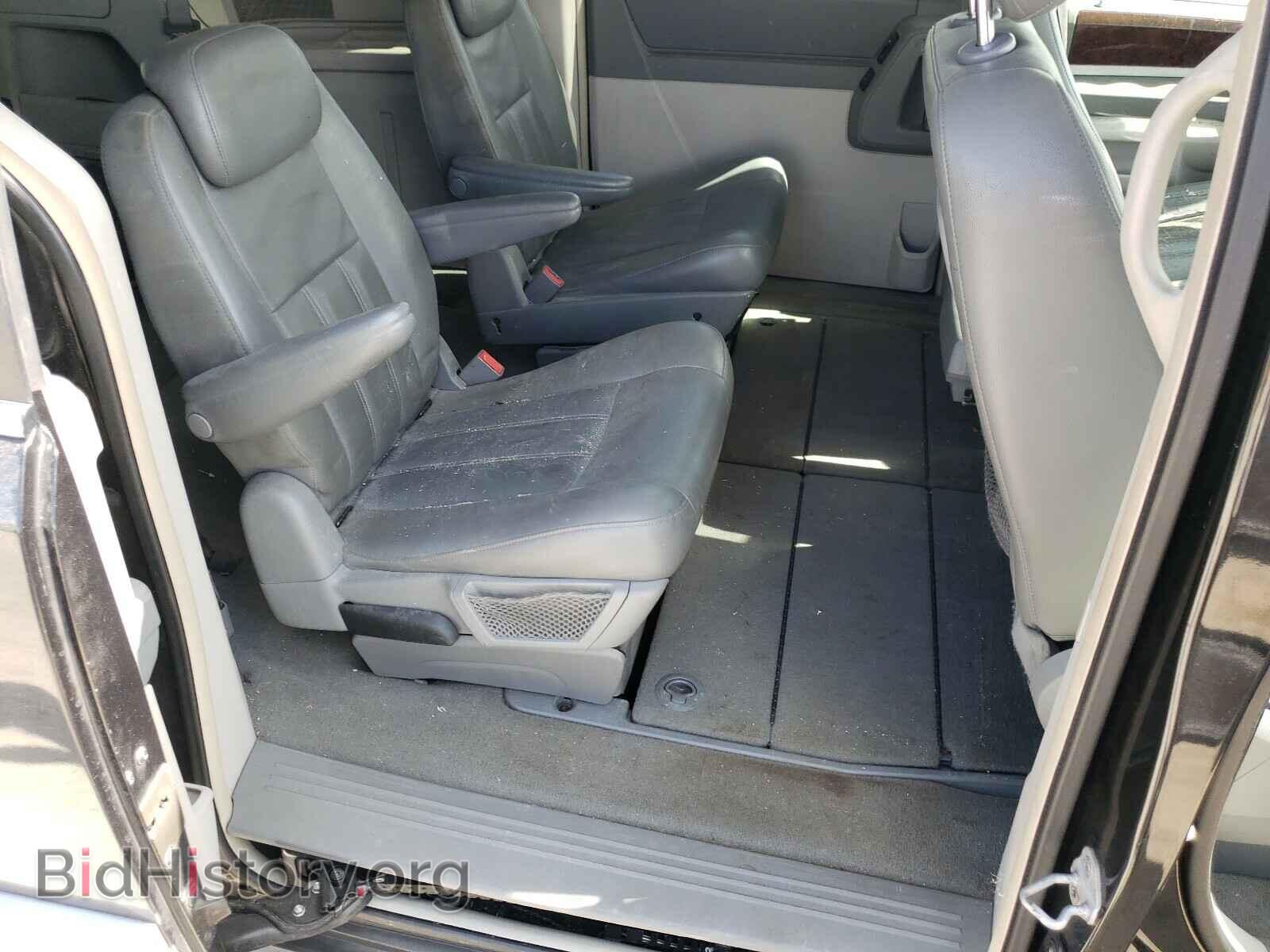 2010 CHRYSLER MINIVAN - VIN: 2A4RR5D18AR461123 - Фото 6
