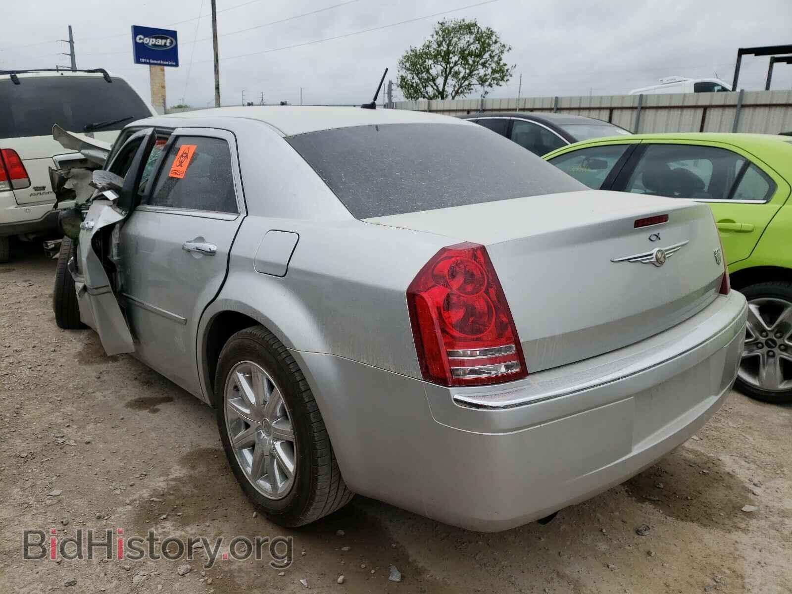 2008 CHRYSLER 300 - VIN: 2C3KA63H78H335780 - Фото 3