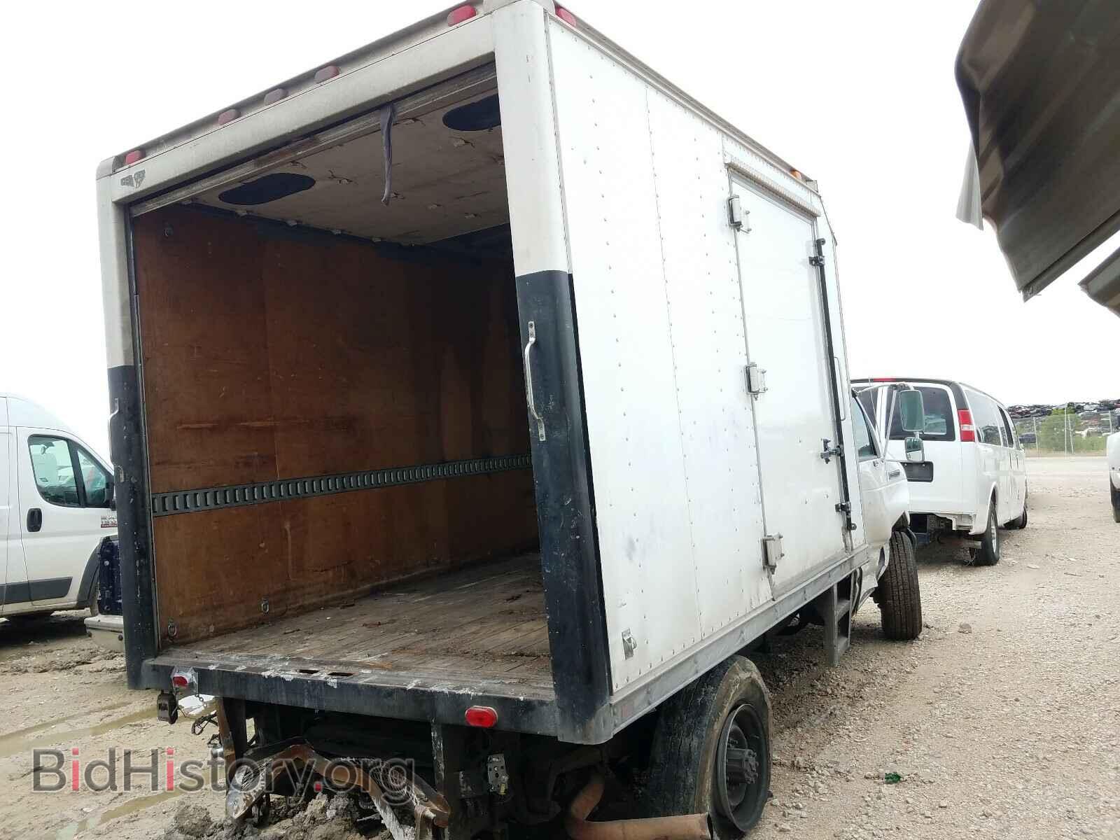 2006 FORD ECONOLINE - VIN: 1FDSE35L26DA72099 - Photo 4