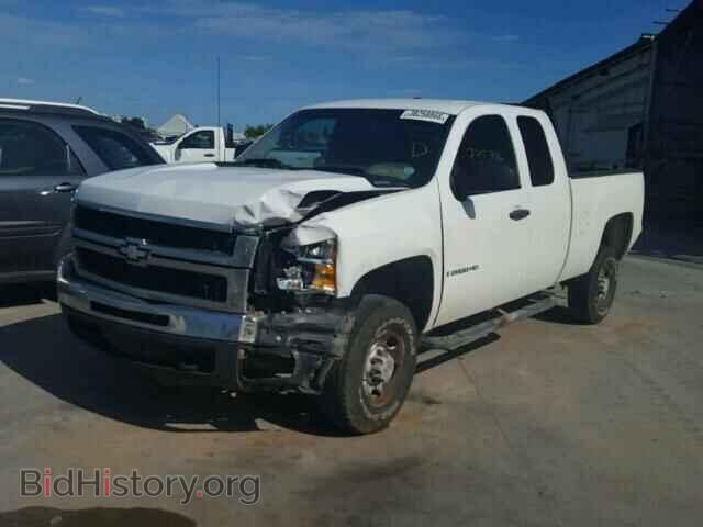 2008 CHEVROLET SILVERADO - VIN: 1GCHC29K68E185776 - Photo 2