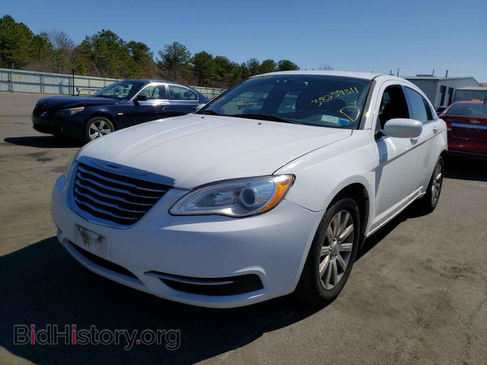 2012 CHRYSLER 200 - VIN: 1C3CCBBG0CN304225 - Фото 2