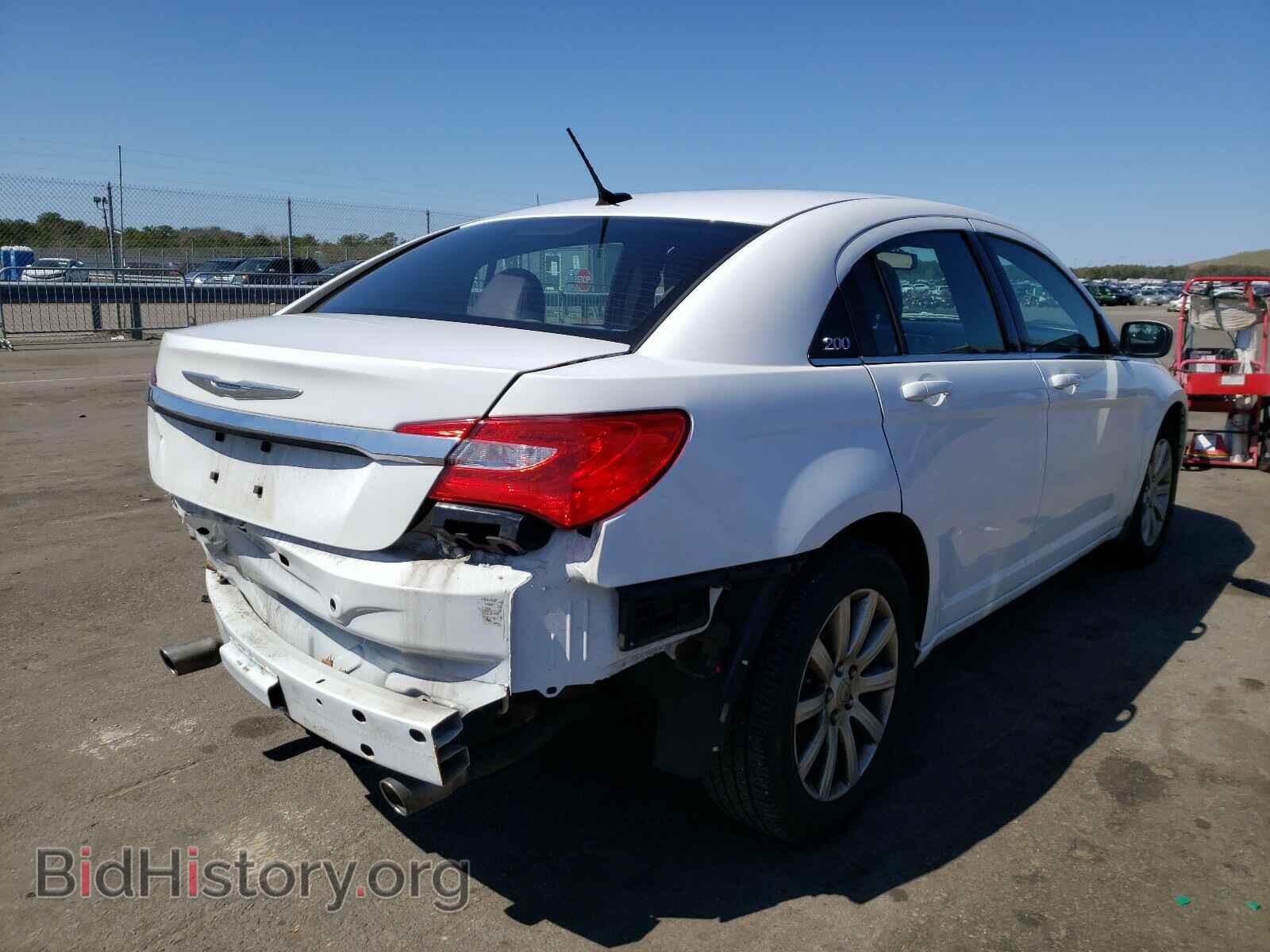 2012 CHRYSLER 200 - VIN: 1C3CCBBG0CN304225 - Фото 4