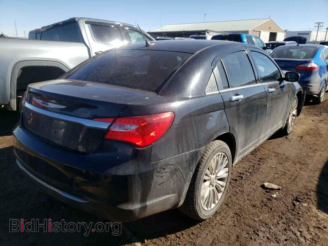 2011 CHRYSLER 200 - VIN: 1C3BC2FBXBN600524 - Фото 4