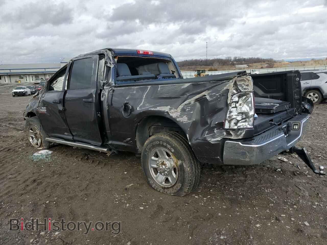 2018 RAM All Models - VIN: 3C6UR5CL7JG232478 - Photo 2