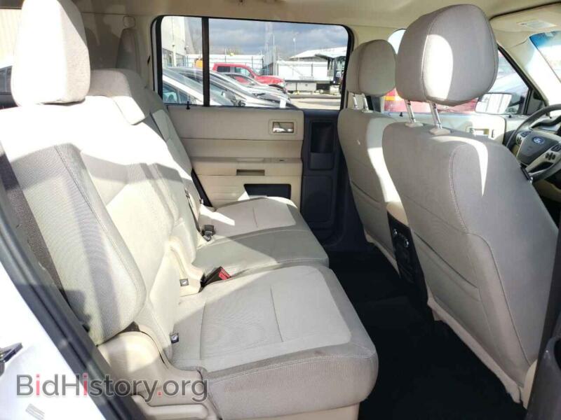 2014 Ford FLEX (VIN 2FMGK5B8XEBD25930) — photo 6 of 10