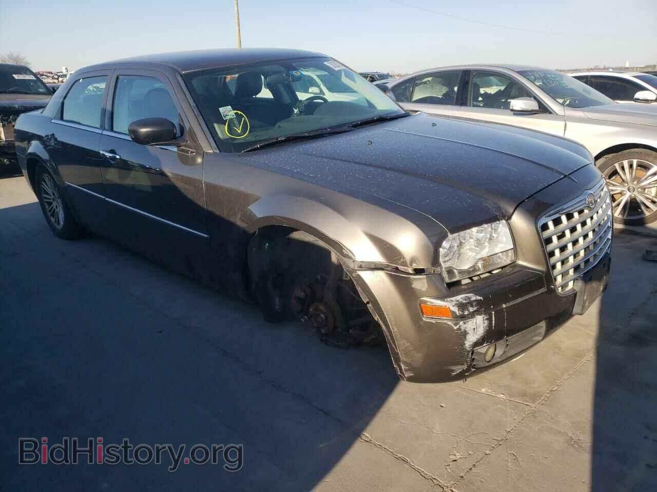 Photo 2C3CA1CV1AH274560 - CHRYSLER 300 2010